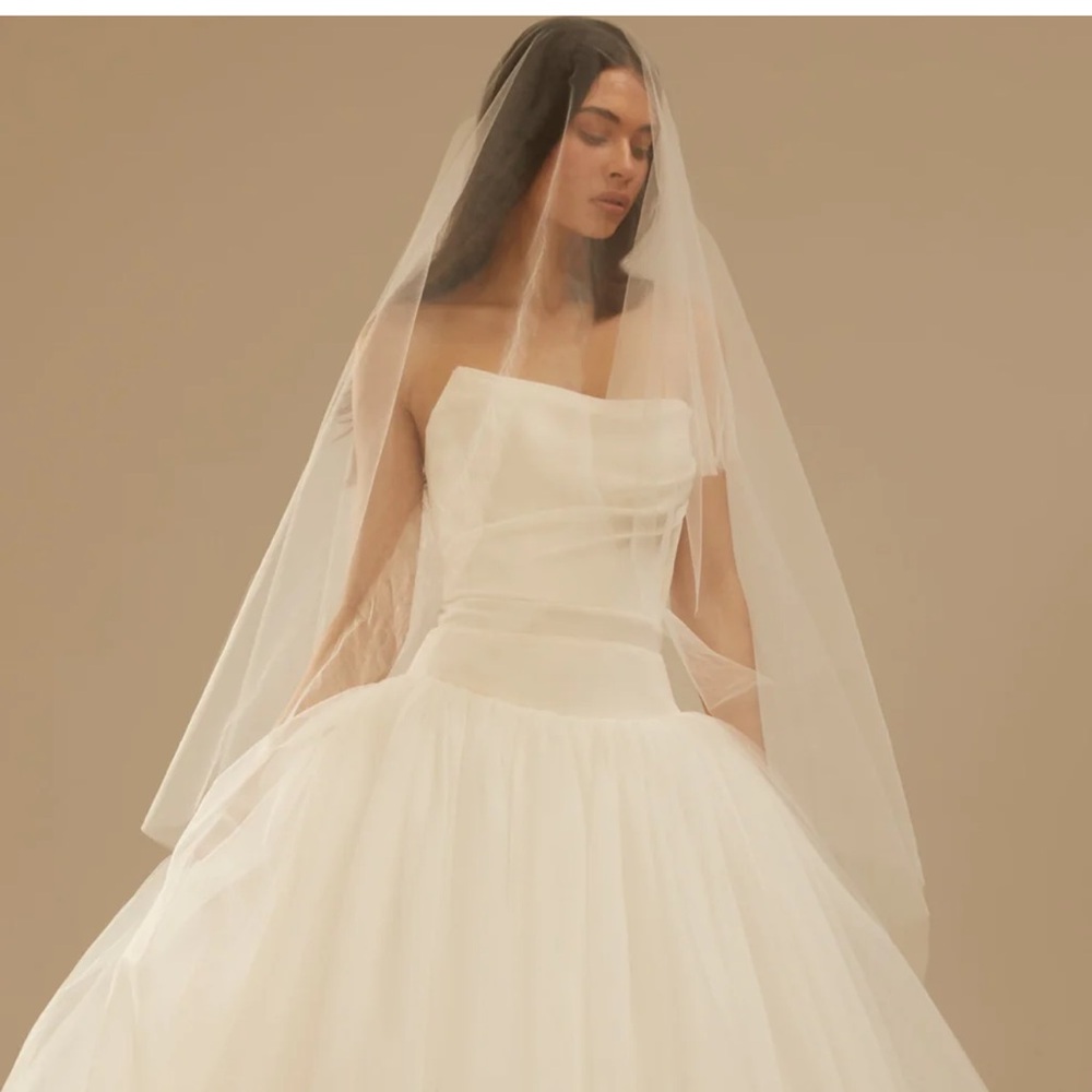White Bridal Strapless Hair Accessory